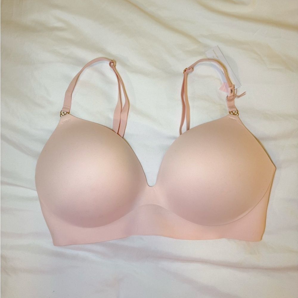 Victoria Secret Smooth Wireless Push-Up Plunge Bra